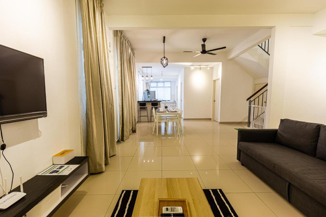 Desaru Babyfriendly Homestay Exterior photo