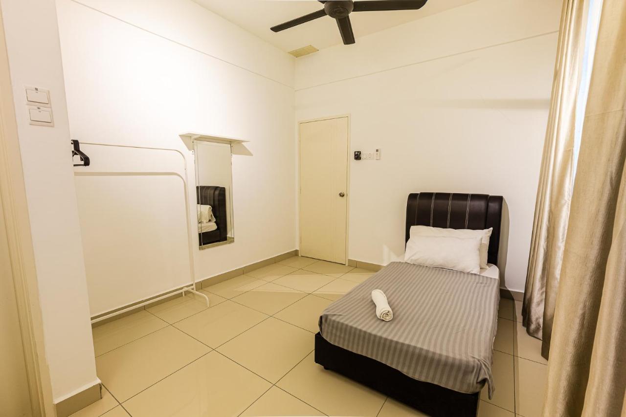 Desaru Babyfriendly Homestay Exterior photo